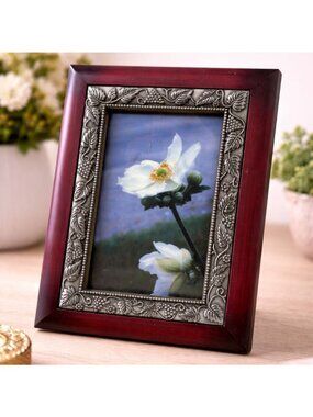 Ornate Vintage Wooden Picture Frame With Embossed Metal Floral Detail 7"x5"